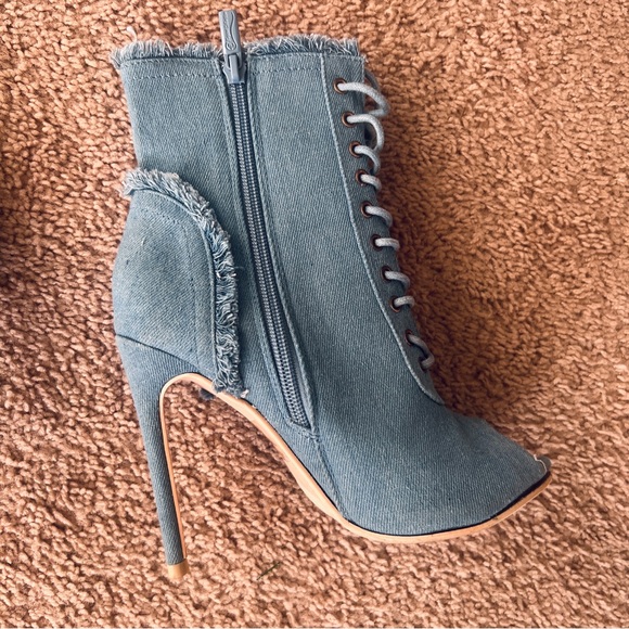 Women's Frayed Denim Peep Toe Stiletto Booties  Lace Up Size 6 - Picture 10 of 14